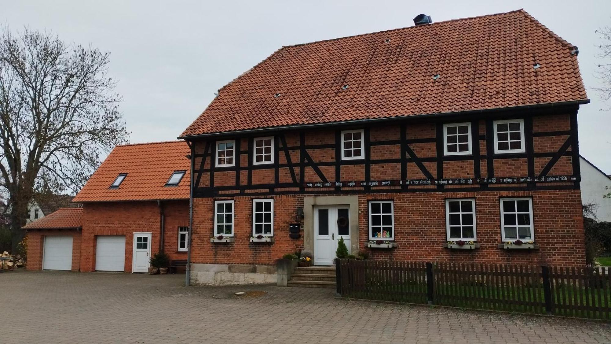 Wohnen Auf Dem Bauernhof Lägenhet Laatzen Exteriör bild
